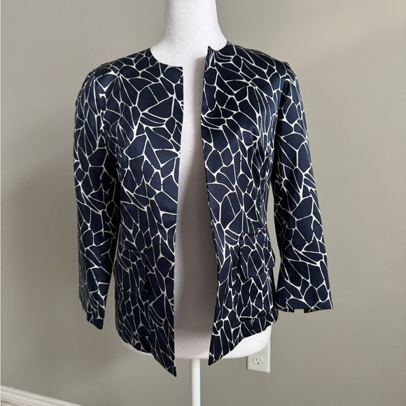 Pendleton Navy and White Silky Patterned Open Front Blazer - Picture 1 of 7